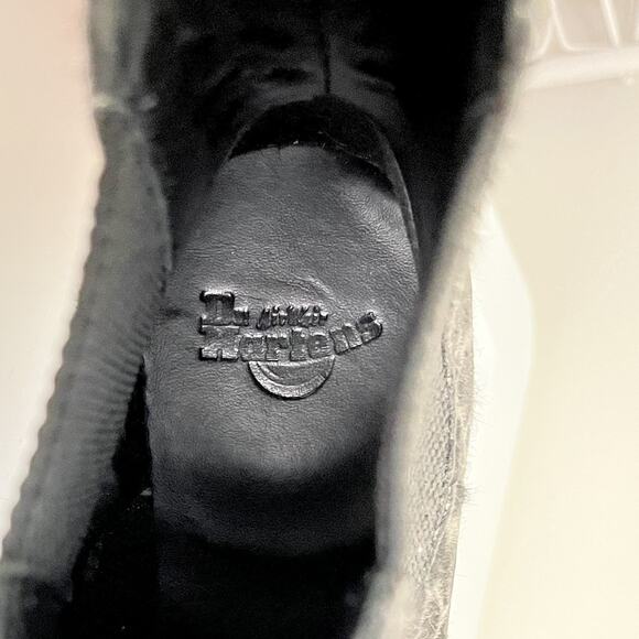 Dr Martens Flora Hair On Giraffe Chelsea Boot US 6, EU 37 Baddie Goth Black NEW - Picture 6 of 8